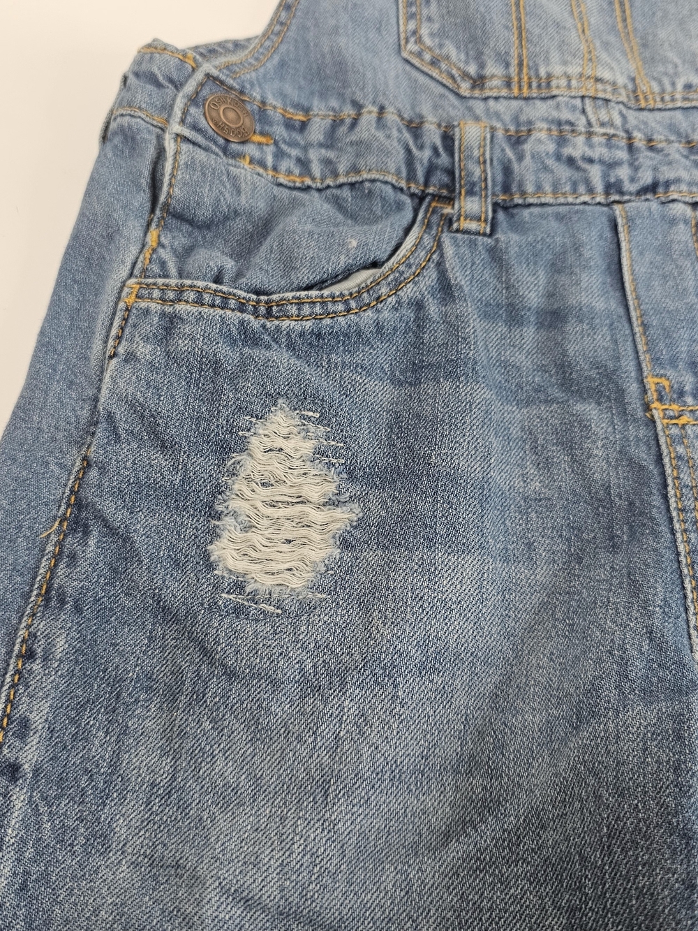 OshKosh B'gosh Girls Jean Overalls Shorts Size 5 Classic Vestbak Heritage Style - Picture 7 of 13